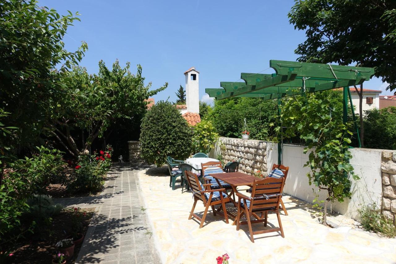 Apartments And Rooms With Parking Space Nin, Zadar - 5805 Экстерьер фото